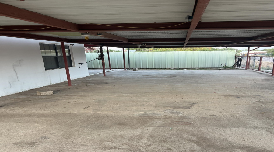 1409 Bravo Ave, Zapata, Texas 78076, 2 Bedrooms Bedrooms, 4 Rooms Rooms,1 BathroomBathrooms,Residential,For Sale,1409 Bravo Ave,20244749