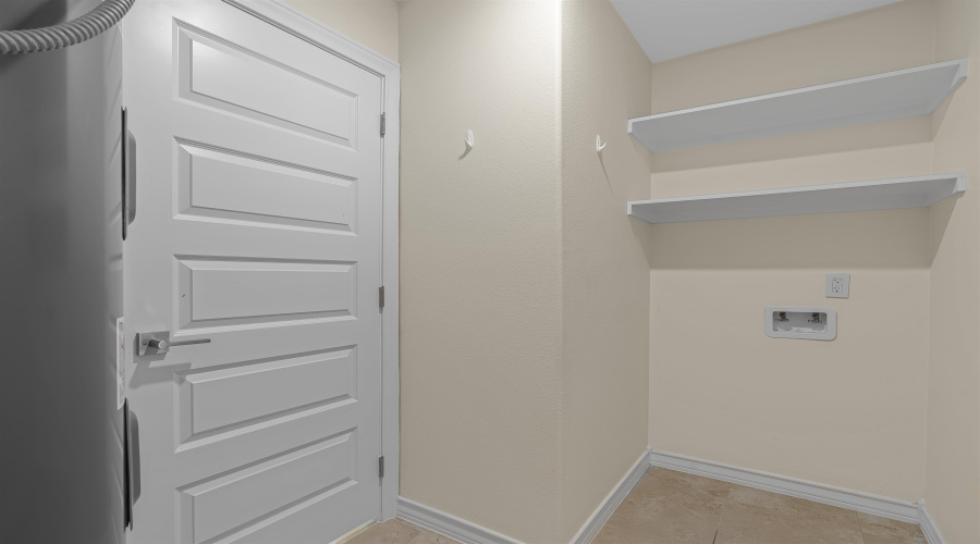 902 La Rosita, Laredo, Texas 78046, 3 Bedrooms Bedrooms, 5 Rooms Rooms,2 BathroomsBathrooms,Residential,For Rent,902 La Rosita,20255220