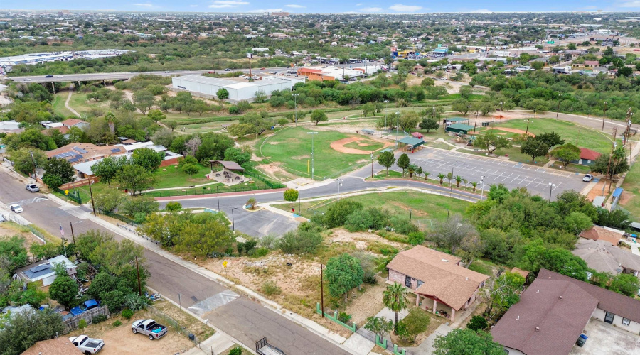 2810 Diaz St, Laredo, Texas 78043, ,Land,For Sale,2810 Diaz St,20255225