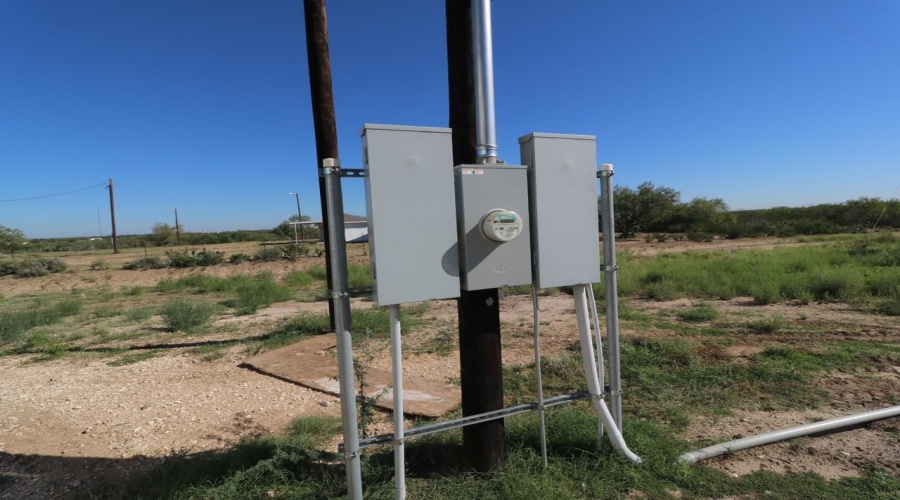 001 IH-35, Encinal, Texas 78019, ,Land,For Sale,001 IH-35,20255226