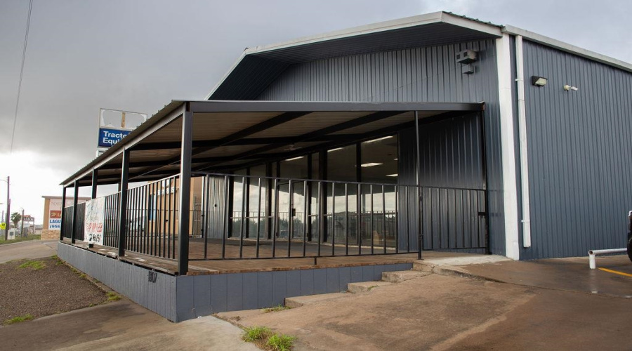 1807 S U.S. Hwy 83, ZAPATA, Texas 78076, 1 Room Rooms,2 BathroomsBathrooms,Commercial retail/office,For Sale,1807 S U.S. Hwy 83,20255242