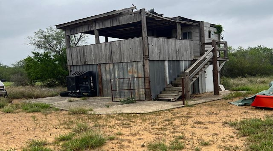 0000 N U.S. Hwy 83 North, LARED, Texas 78045-5555, ,Land,For Sale,0000 N U.S. Hwy 83 North,20255229