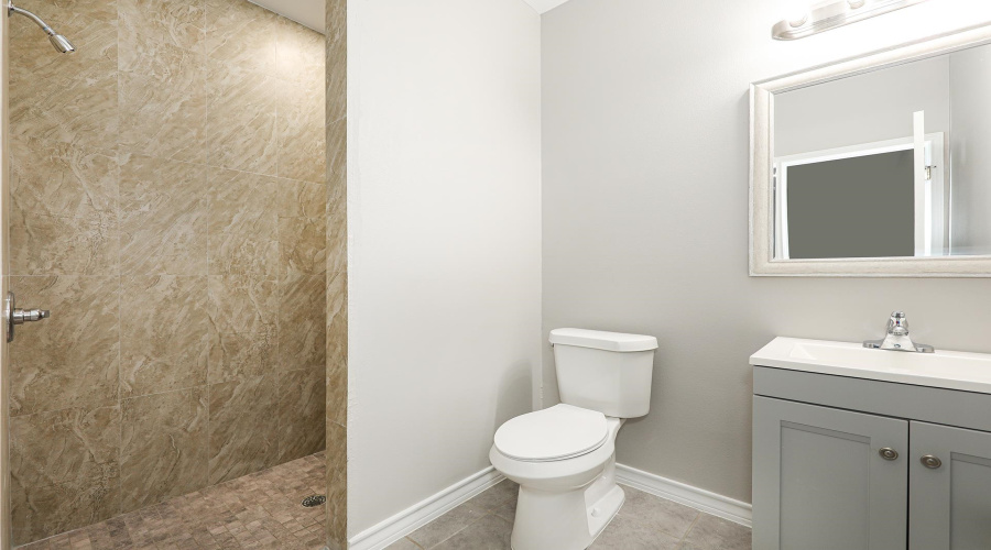 1215 Bustamante St, Laredo, Texas 78041, 1 Bedroom Bedrooms, 1 Room Rooms,1 BathroomBathrooms,Residential,For Rent,1215 Bustamante St,20255227