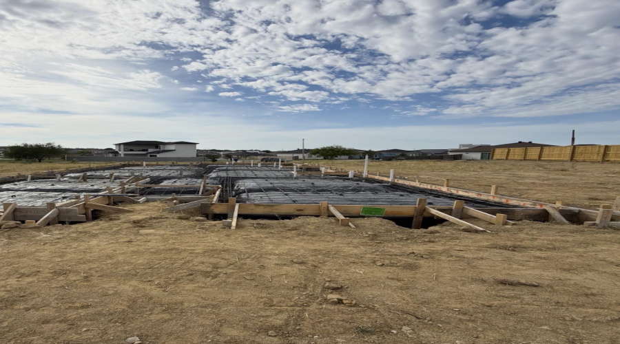 5025 Servando Dr, Laredo, Texas 78046, 3 Bedrooms Bedrooms, 5 Rooms Rooms,2 BathroomsBathrooms,Residential,For Sale,5025 Servando Dr,20255231