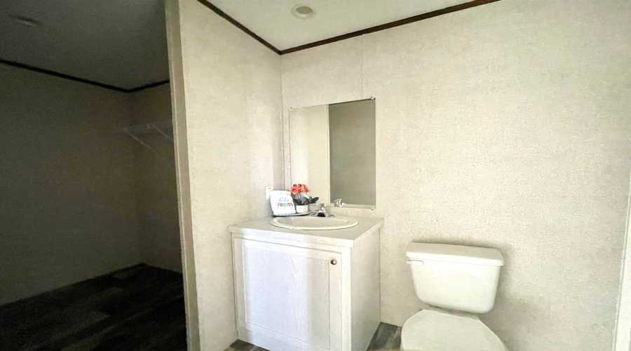 101 Mi Ranchito St., Laredo, Texas 78046, 3 Bedrooms Bedrooms, 4 Rooms Rooms,2 BathroomsBathrooms,Residential,For Rent,101 Mi Ranchito St.,20255233