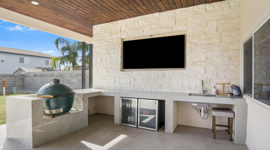 211 Glen Cook Dr., LAREDO, Texas 78041, 4 Bedrooms Bedrooms, 7 Rooms Rooms,2 BathroomsBathrooms,Residential,For Sale,211 Glen Cook Dr.,20255235