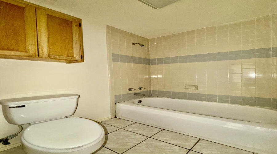 206 E Canal St, LAREDO, Texas 78041, 2 Bedrooms Bedrooms, 4 Rooms Rooms,1 BathroomBathrooms,Residential,For Rent,206 E Canal St,20255240