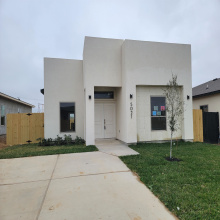 5021 Nispero Ln, LAREDO, Texas 78046, 3 Bedrooms Bedrooms, 5 Rooms Rooms,2 BathroomsBathrooms,Residential,For Sale,5021 Nispero Ln,20253751
