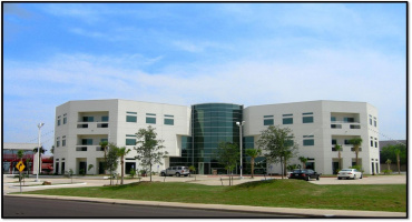 6909 Springfield Ave, Laredo, Texas 78041, 1 Room Rooms,1 BathroomBathrooms,Commercial retail/office,For Rent,6909 Springfield Ave,20255247