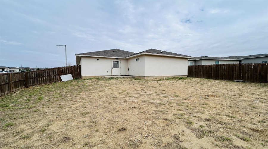 2201 Mango Rd., LAREDO, Texas 78046, 3 Bedrooms Bedrooms, 3 Rooms Rooms,2 BathroomsBathrooms,Residential,For Sale,2201 Mango Rd.,20255250