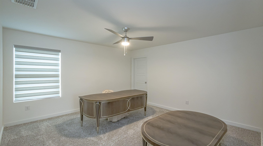 423 Deer Path Loop, Laredo, Texas 78045, 4 Bedrooms Bedrooms, 7 Rooms Rooms,2 BathroomsBathrooms,Residential,For Sale,423 Deer Path Loop,20255260