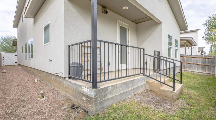 423 Deer Path Loop, Laredo, Texas 78045, 4 Bedrooms Bedrooms, 7 Rooms Rooms,2 BathroomsBathrooms,Residential,For Sale,423 Deer Path Loop,20255260