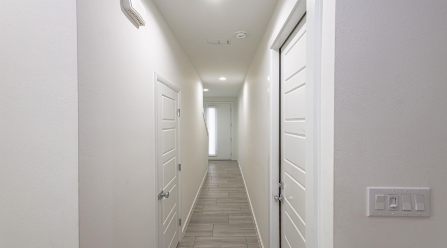 423 Deer Path Loop, Laredo, Texas 78045, 4 Bedrooms Bedrooms, 7 Rooms Rooms,2 BathroomsBathrooms,Residential,For Sale,423 Deer Path Loop,20255260