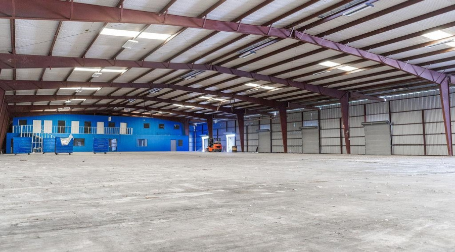 2919 Santa Rita Ave, Laredo, Texas 78040-0000, 1 Bedroom Bedrooms, 21 Rooms Rooms,2 BathroomsBathrooms,Commercial/industrial,For Sale,2919 Santa Rita Ave,20255256