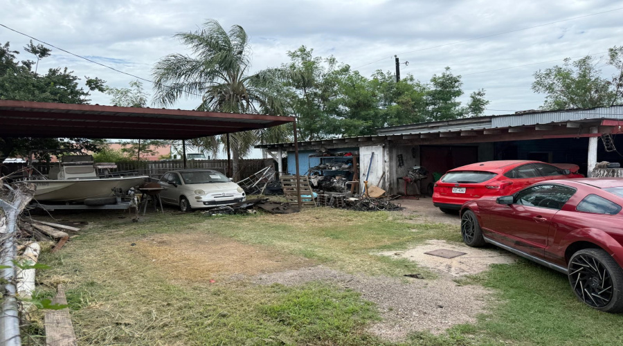 300 N Veterans Blvd, San juan, Texas 78589, 1 Room Rooms,1 BathroomBathrooms,Commercial retail/office,For Sale,300 N Veterans Blvd,20255249