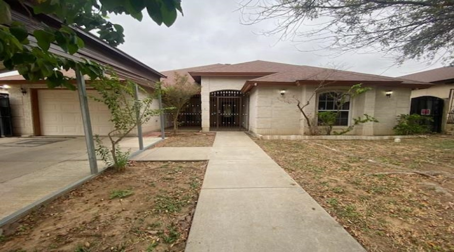 4104 Jalapa St, Laredo, Texas 78046, 3 Bedrooms Bedrooms, 7 Rooms Rooms,2 BathroomsBathrooms,Residential,For Sale,4104 Jalapa St,20255263
