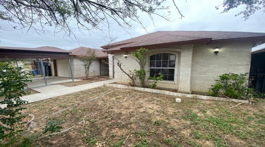 4104 Jalapa St, Laredo, Texas 78046, 3 Bedrooms Bedrooms, 7 Rooms Rooms,2 BathroomsBathrooms,Residential,For Sale,4104 Jalapa St,20255263