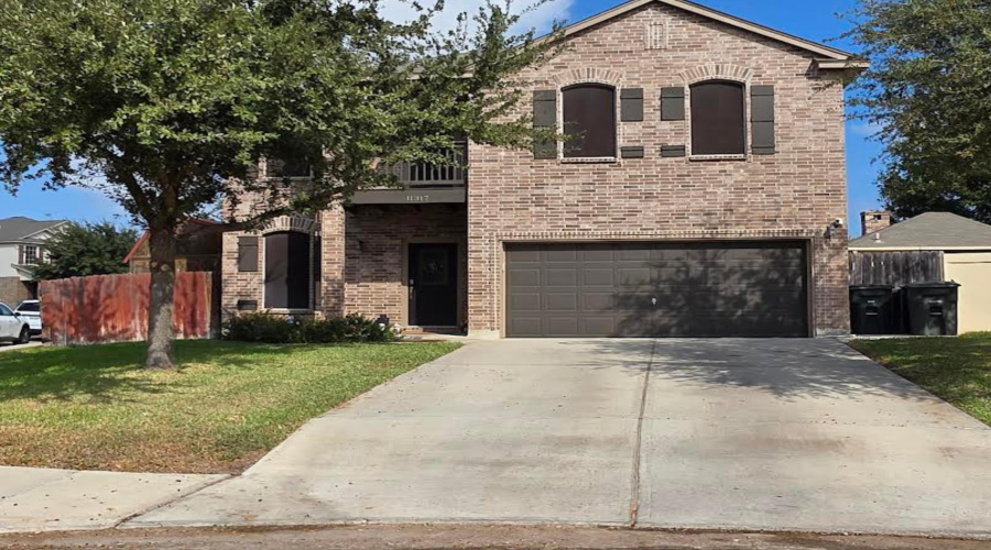 11317 Kirby Dr, Laredo, Texas 78045-5003, 5 Bedrooms Bedrooms, 8 Rooms Rooms,2 BathroomsBathrooms,Residential,For Sale,11317 Kirby Dr,20255264