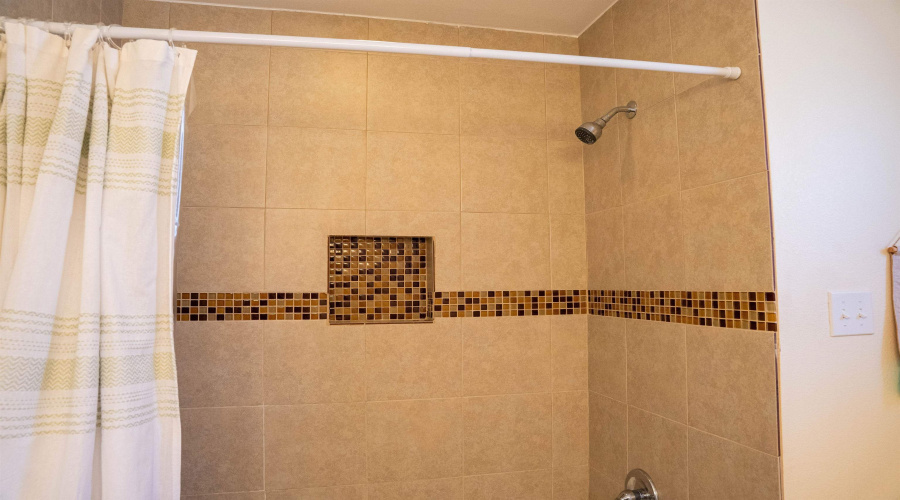 1507 Riddle Dr, Laredo, Texas 78046-8892, 3 Bedrooms Bedrooms, 5 Rooms Rooms,2 BathroomsBathrooms,Residential,For Sale,1507 Riddle Dr,20255265