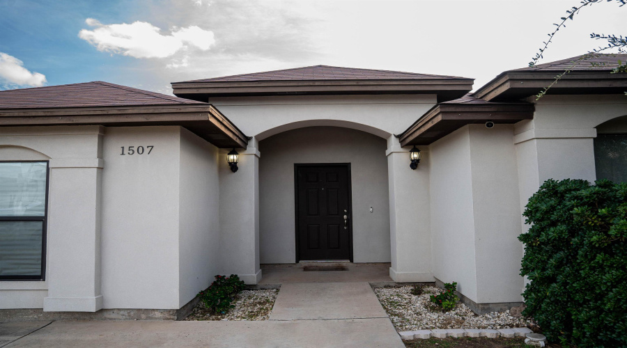 1507 Riddle Dr, Laredo, Texas 78046-8892, 3 Bedrooms Bedrooms, 5 Rooms Rooms,2 BathroomsBathrooms,Residential,For Sale,1507 Riddle Dr,20255265