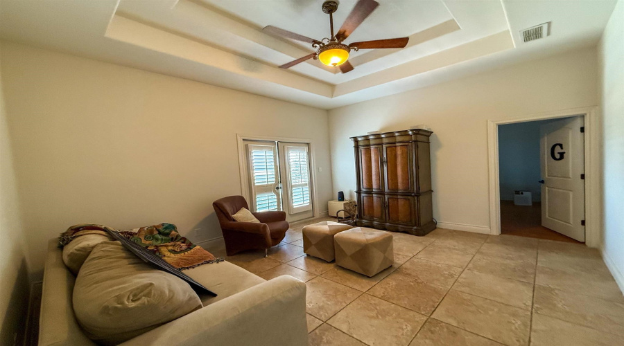 328 Lake Powell Dr, laredo, Texas 78043, 4 Bedrooms Bedrooms, 7 Rooms Rooms,4 BathroomsBathrooms,Residential,For Sale,328 Lake Powell Dr,20255266