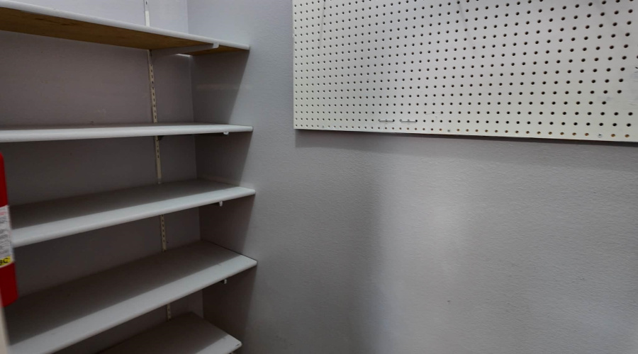 1401 Gustavus St, Laredo, Texas 78040, 2 Bedrooms Bedrooms, 4 Rooms Rooms,1 BathroomBathrooms,Residential,For Sale,1401 Gustavus St,20255269