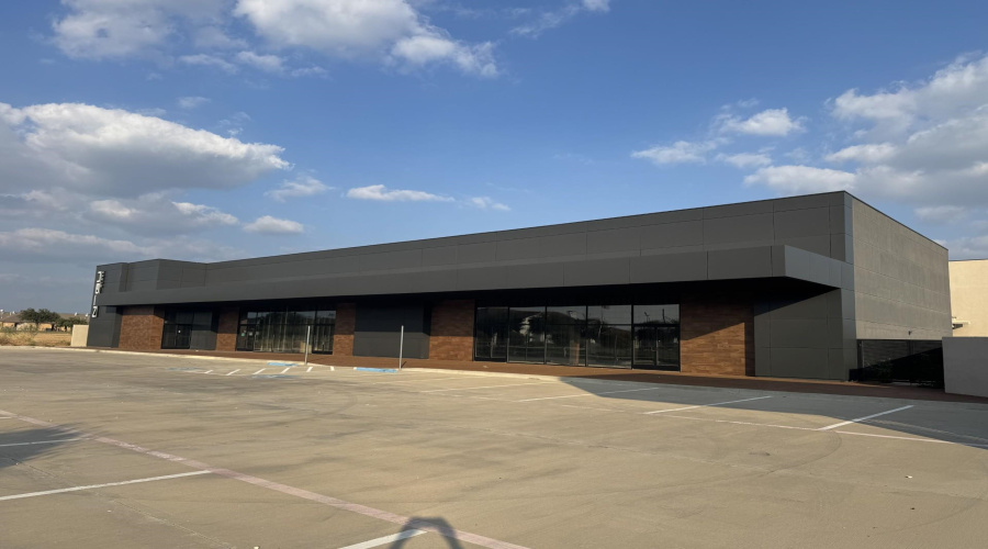 7219 Rocio Dr, Laredo, Texas 78041-9408, 1 Room Rooms,1 BathroomBathrooms,Commercial retail/office,For Rent,7219 Rocio Dr,20255280