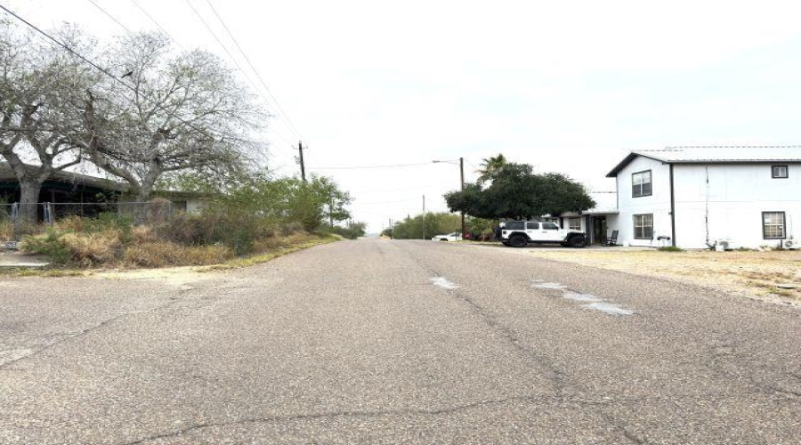 1409 Weslaco Ln, Zapata, Texas 78076, ,Land,For Sale,1409 Weslaco Ln,20255277