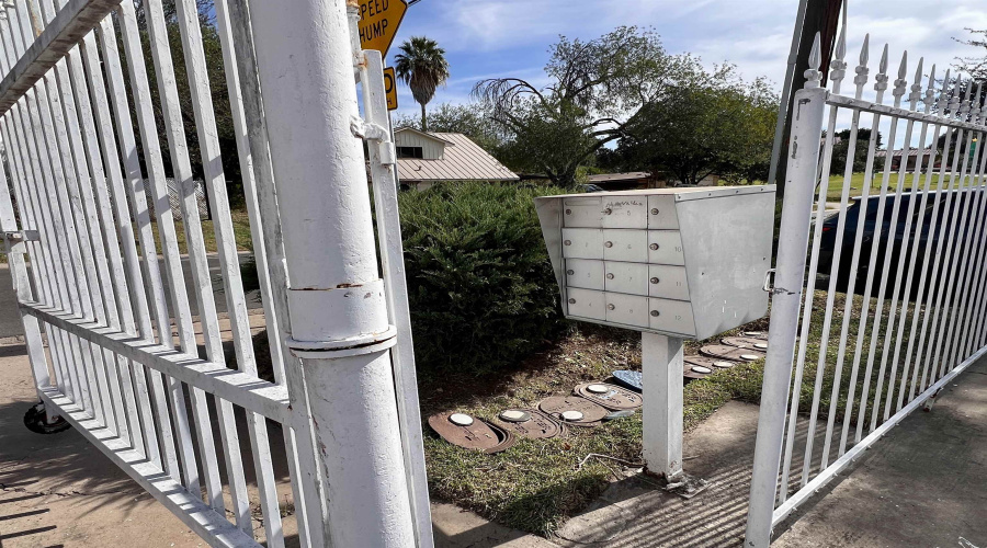 104 Belaire Dr, LAREDO, Texas 78041, 2 Bedrooms Bedrooms, 4 Rooms Rooms,2 BathroomsBathrooms,Residential,For Rent,104 Belaire Dr,20255270