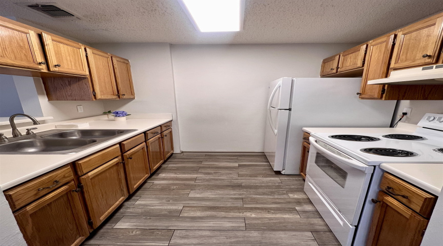 104 Belaire Dr, LAREDO, Texas 78041, 2 Bedrooms Bedrooms, 4 Rooms Rooms,2 BathroomsBathrooms,Residential,For Rent,104 Belaire Dr,20255270