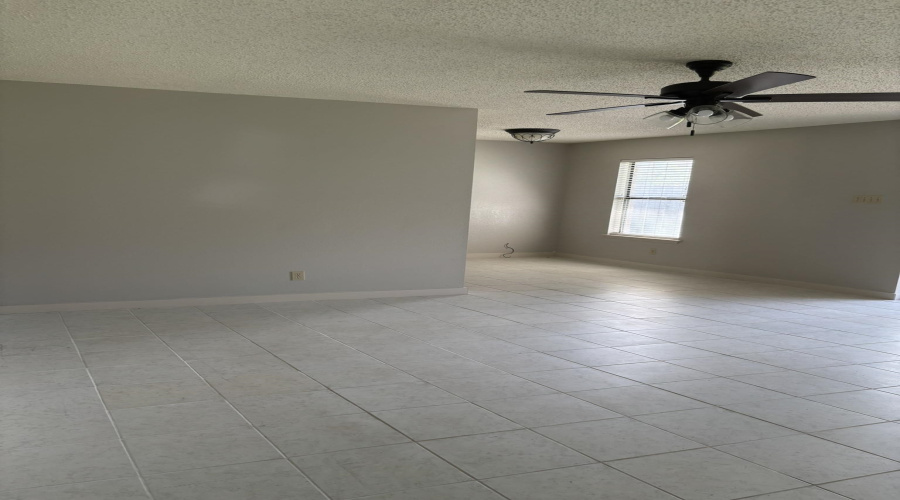213 S Dakota St S, Laredo, Texas 78041, 3 Bedrooms Bedrooms, 6 Rooms Rooms,2 BathroomsBathrooms,Residential,For Rent,213 S Dakota St S,20255272