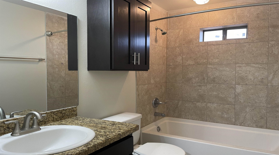 5402 Marcella Ave, LAREDO, Texas 78041, 2 Bedrooms Bedrooms, 4 Rooms Rooms,1 BathroomBathrooms,Residential,For Rent,5402 Marcella Ave,20255273