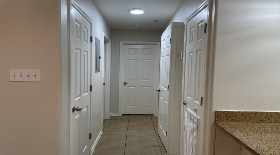 5402 Marcella Ave, LAREDO, Texas 78041, 2 Bedrooms Bedrooms, 4 Rooms Rooms,1 BathroomBathrooms,Residential,For Rent,5402 Marcella Ave,20255273