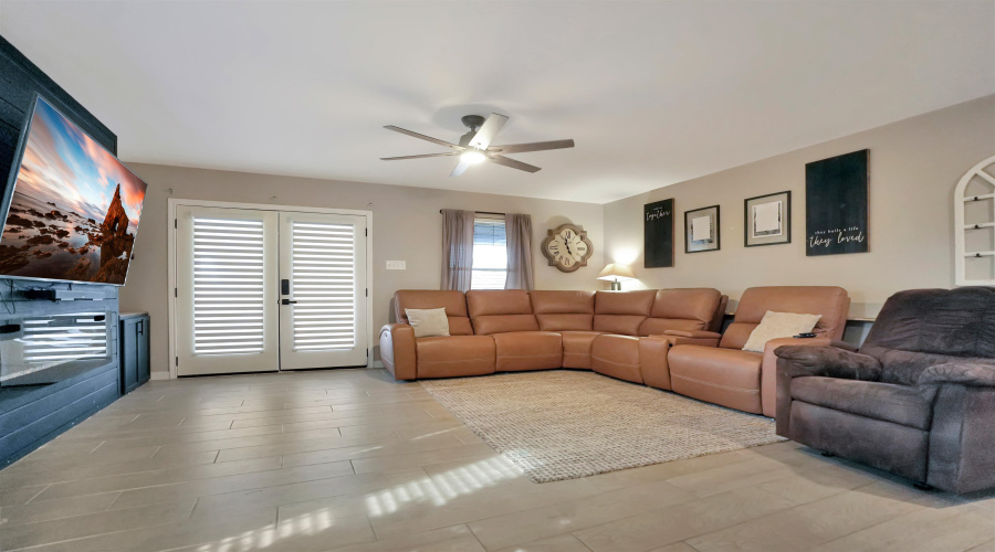 2603 Anejo Dr, LAREDO, Texas 78041, 5 Bedrooms Bedrooms, 7 Rooms Rooms,2 BathroomsBathrooms,Residential,For Sale,2603 Anejo Dr,20255274