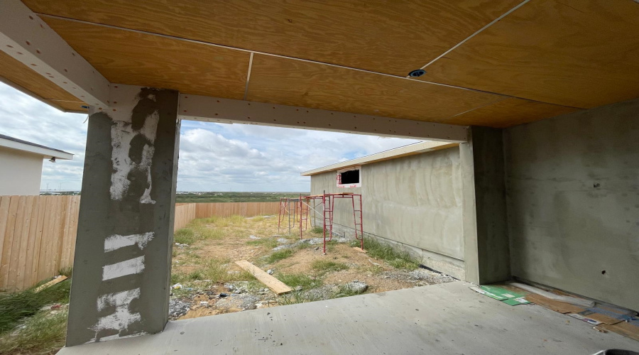 9978 Grotto Dr., LAREDO, Texas 78045, 4 Bedrooms Bedrooms, 7 Rooms Rooms,2 BathroomsBathrooms,Residential,For Sale,9978 Grotto Dr.,20255275