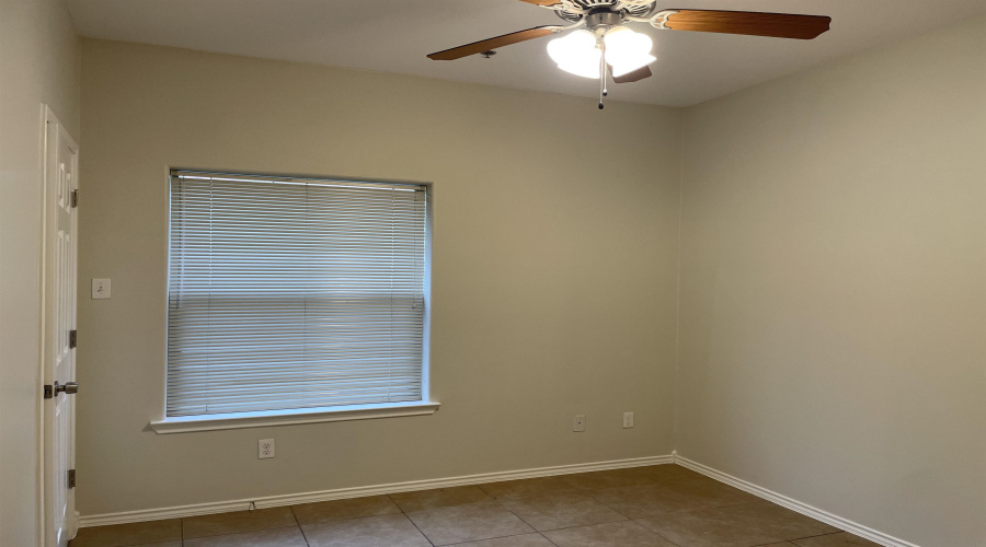 5402 Marcella Ave, LAREDO, Texas 78041, 2 Bedrooms Bedrooms, 4 Rooms Rooms,1 BathroomBathrooms,Residential,For Rent,5402 Marcella Ave,20255276