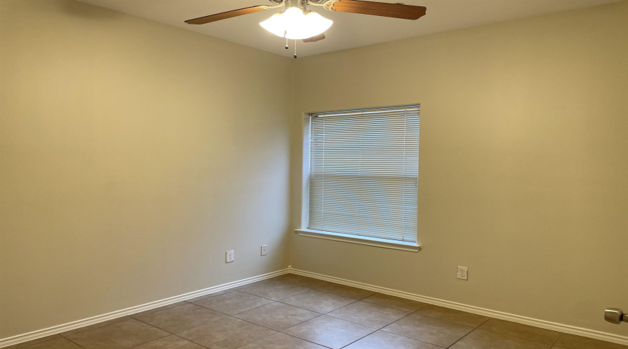 5402 Marcella Ave, LAREDO, Texas 78041, 2 Bedrooms Bedrooms, 4 Rooms Rooms,1 BathroomBathrooms,Residential,For Rent,5402 Marcella Ave,20255276