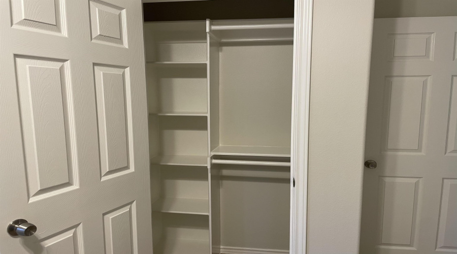 5402 Marcella Ave, LAREDO, Texas 78041, 2 Bedrooms Bedrooms, 4 Rooms Rooms,1 BathroomBathrooms,Residential,For Rent,5402 Marcella Ave,20255276