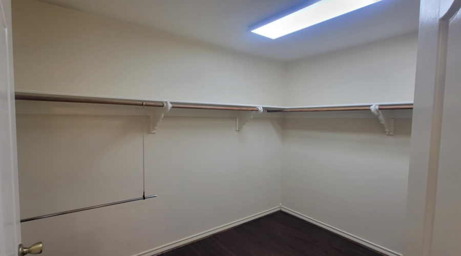 2012 Dona Luz Dr, Laredo, Texas 78045, 3 Bedrooms Bedrooms, 6 Rooms Rooms,2 BathroomsBathrooms,Residential,For Rent,2012 Dona Luz Dr,20255278