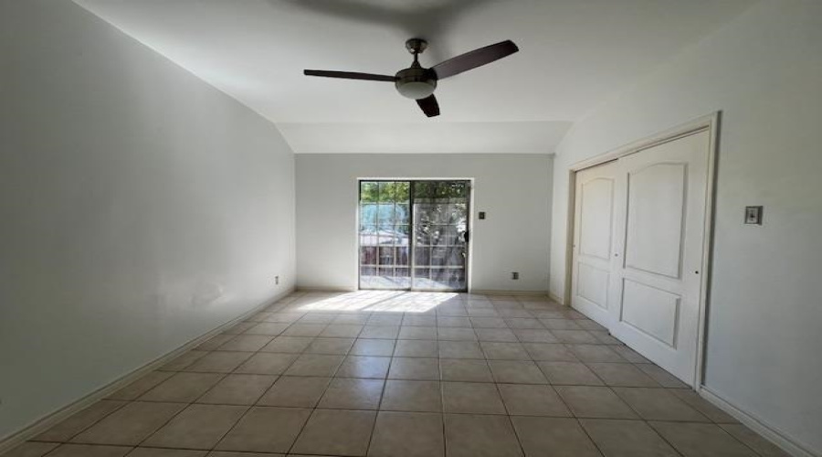 9802 Cantera Ct, LAREDO, Texas 78045, 2 Bedrooms Bedrooms, 4 Rooms Rooms,2 BathroomsBathrooms,Residential,For Rent,9802 Cantera Ct,20255279