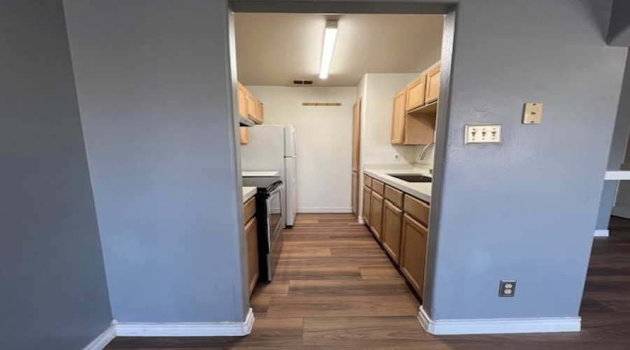 9802 Cantera Ct, LAREDO, Texas 78045, 2 Bedrooms Bedrooms, 4 Rooms Rooms,2 BathroomsBathrooms,Residential,For Rent,9802 Cantera Ct,20255279