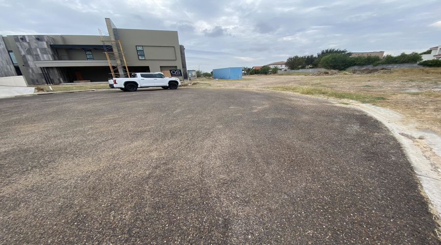 334 Iguazu Falls, LAREDO, Texas 78041, ,Land,For Sale,334 Iguazu Falls,20255293
