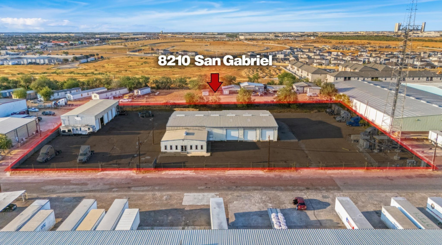 8210 San Gabriel Dr, Laredo, Texas 78045, 1 Bedroom Bedrooms, 21 Rooms Rooms,4 BathroomsBathrooms,Commercial/industrial,For Rent,8210 San Gabriel Dr,20255284