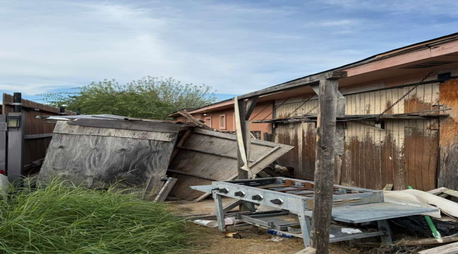 701 W Amiens E Pl, Laredo, Texas 78045, 5 Bedrooms Bedrooms, 6 Rooms Rooms,2 BathroomsBathrooms,Residential,For Sale,701 W Amiens E Pl,20255281