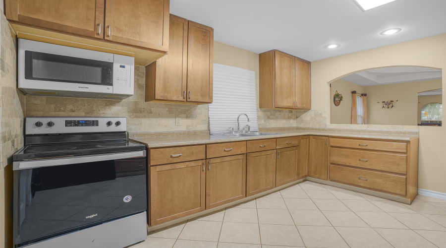 4711 Arias Ct, Laredo, Texas 78046, 4 Bedrooms Bedrooms, 7 Rooms Rooms,2 BathroomsBathrooms,Residential,For Sale,4711 Arias Ct,20255283