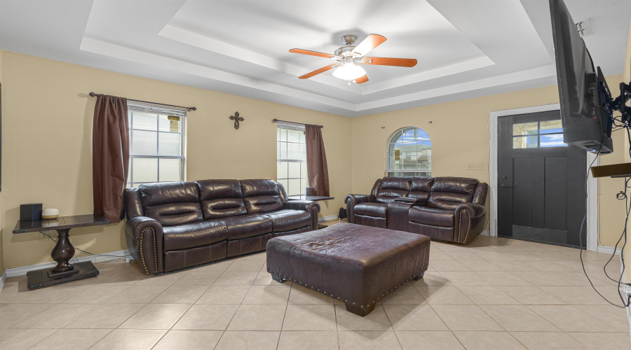 4711 Arias Ct, Laredo, Texas 78046, 4 Bedrooms Bedrooms, 7 Rooms Rooms,2 BathroomsBathrooms,Residential,For Sale,4711 Arias Ct,20255283