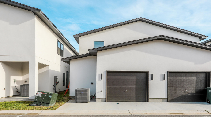 8218 Casa Verde Rd, Laredo, Texas 78041, 3 Bedrooms Bedrooms, 7 Rooms Rooms,2 BathroomsBathrooms,Residential,For Rent,8218 Casa Verde Rd,20255285