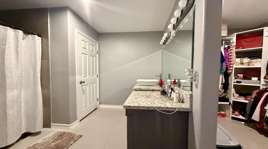 4116 Watusi Ct., Laredo, Texas 78045, 3 Bedrooms Bedrooms, 3 Rooms Rooms,2 BathroomsBathrooms,Residential,For Rent,4116 Watusi Ct.,20255286