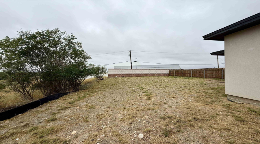 4116 Watusi Ct., Laredo, Texas 78045, 3 Bedrooms Bedrooms, 3 Rooms Rooms,2 BathroomsBathrooms,Residential,For Rent,4116 Watusi Ct.,20255286