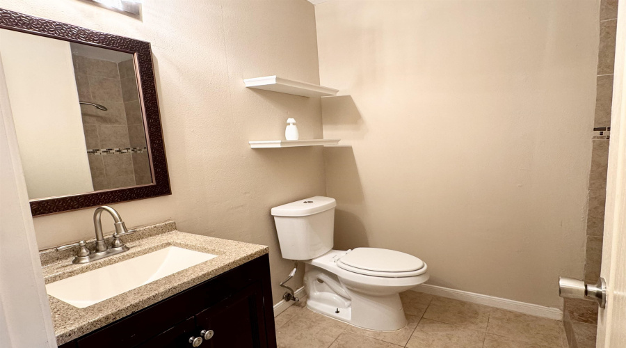 207 Martingale Ln, Laredo, Texas 78041, 2 Bedrooms Bedrooms, 4 Rooms Rooms,2 BathroomsBathrooms,Residential,For Rent,207 Martingale Ln,20255287